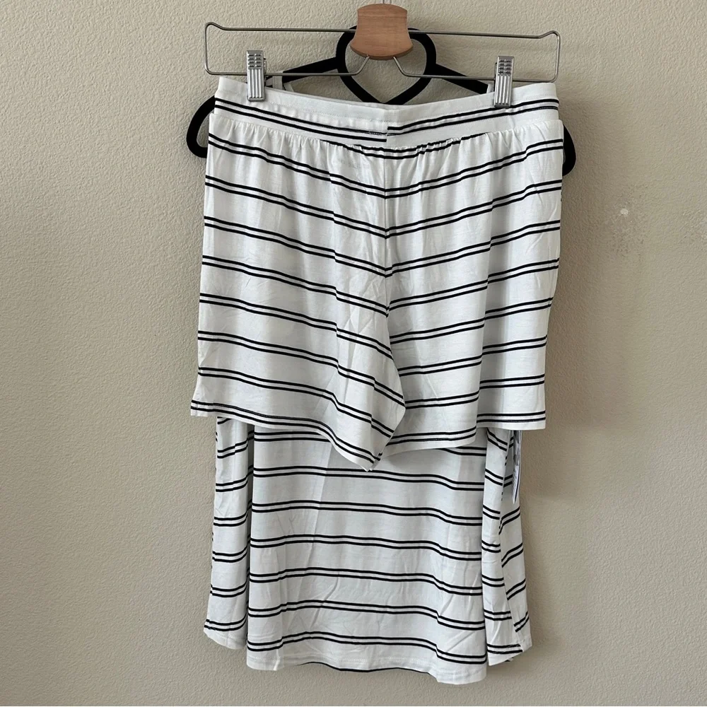 Liz Claiborne Black White Striped Cool & Calm Technology Pajama Set Size S